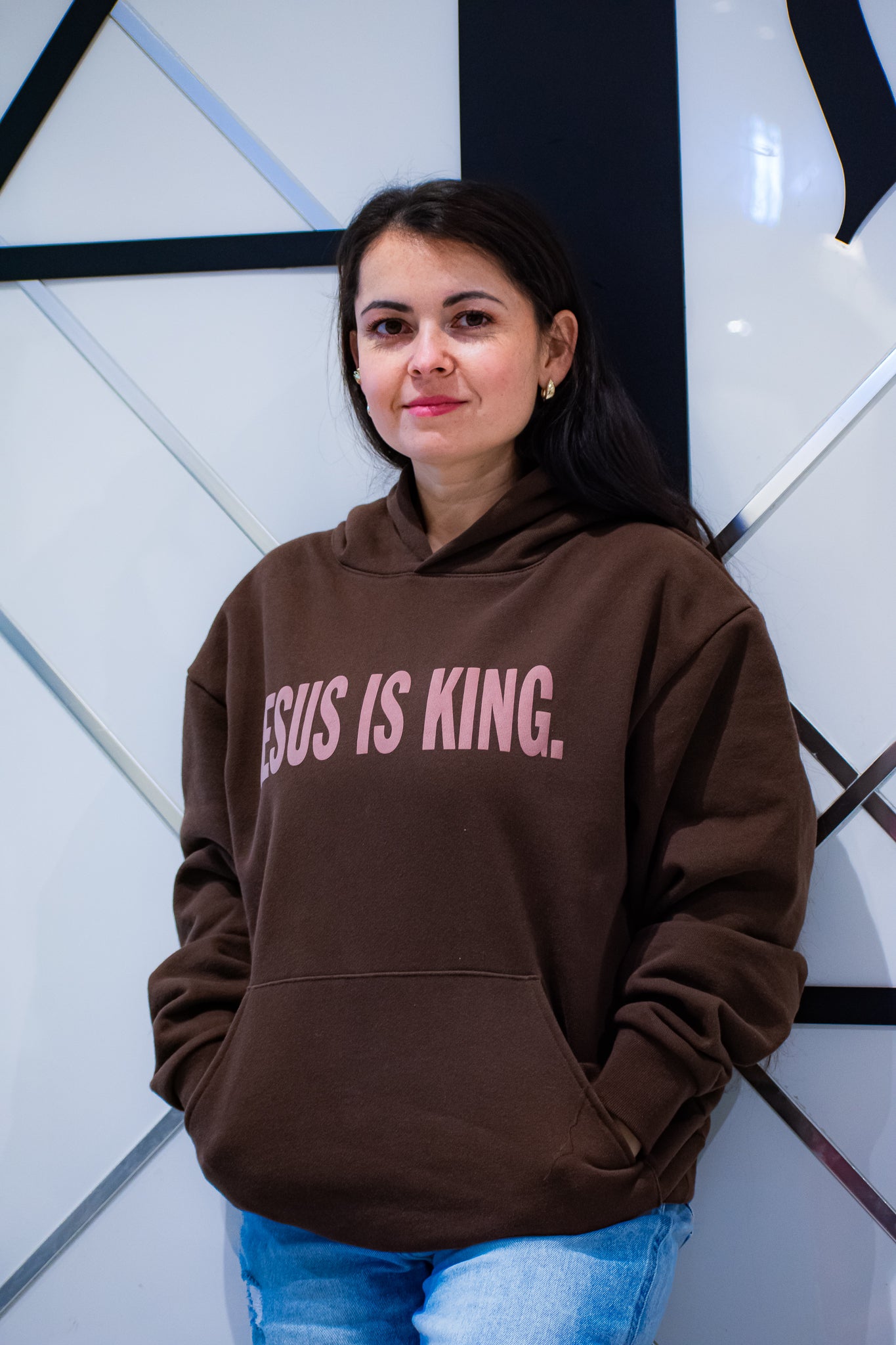 Jesus is King Bronw