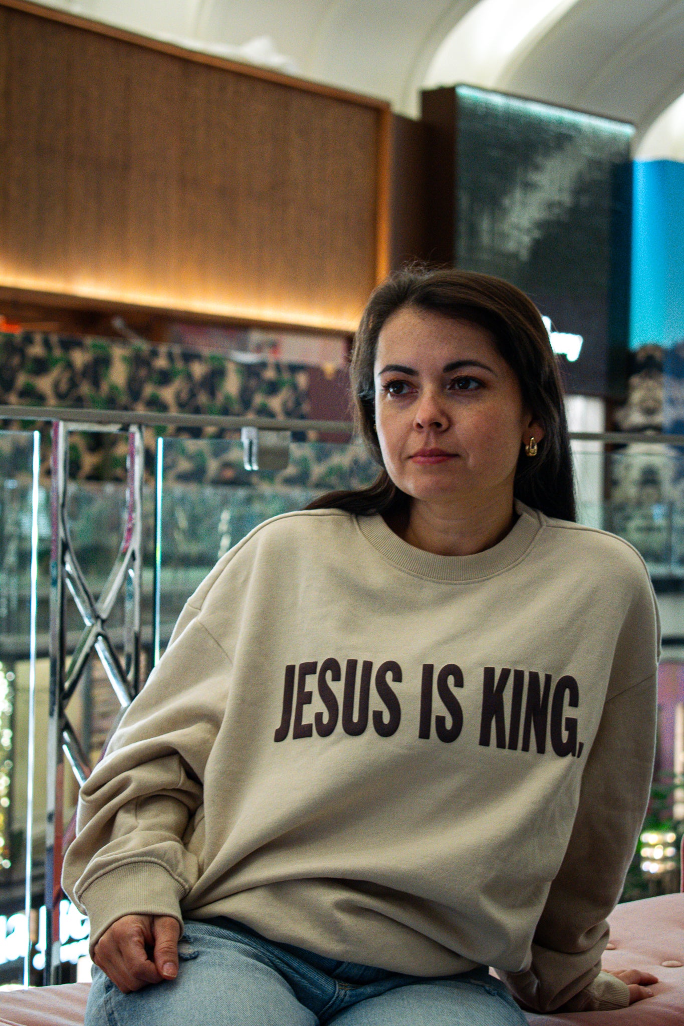 Jesus is King Ivory